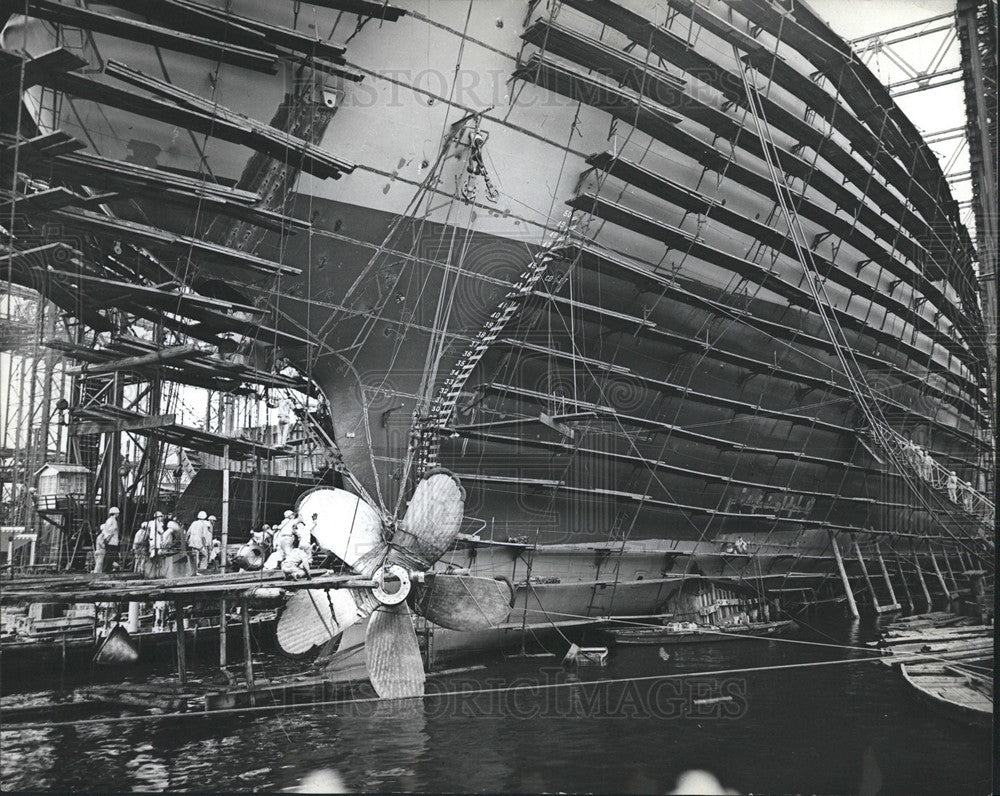 1965 Press Photo Shipbuilding industry Japan Screw yard - Historic Images