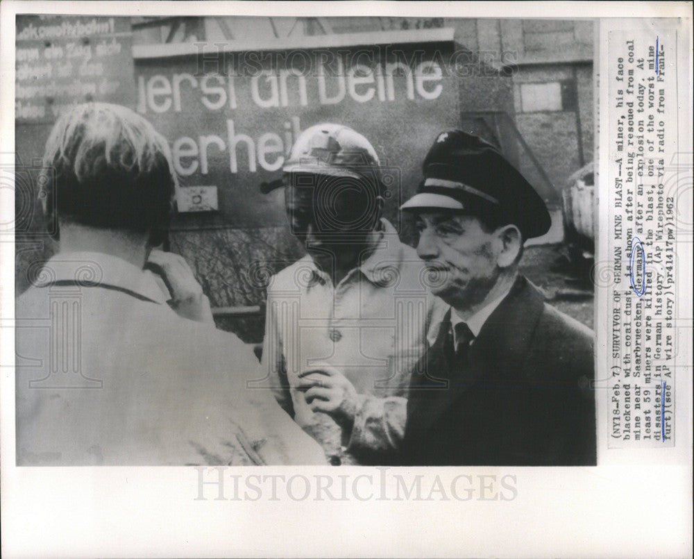 1962 Press Photo Survivor German Mine Blast Caol Dust - Historic Images