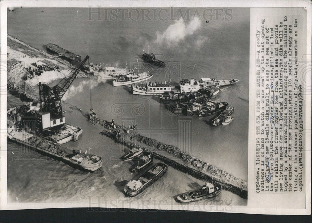 1954 Press Photo Holland 15 Mile Dike Crane Zuyder Zee - Historic Images