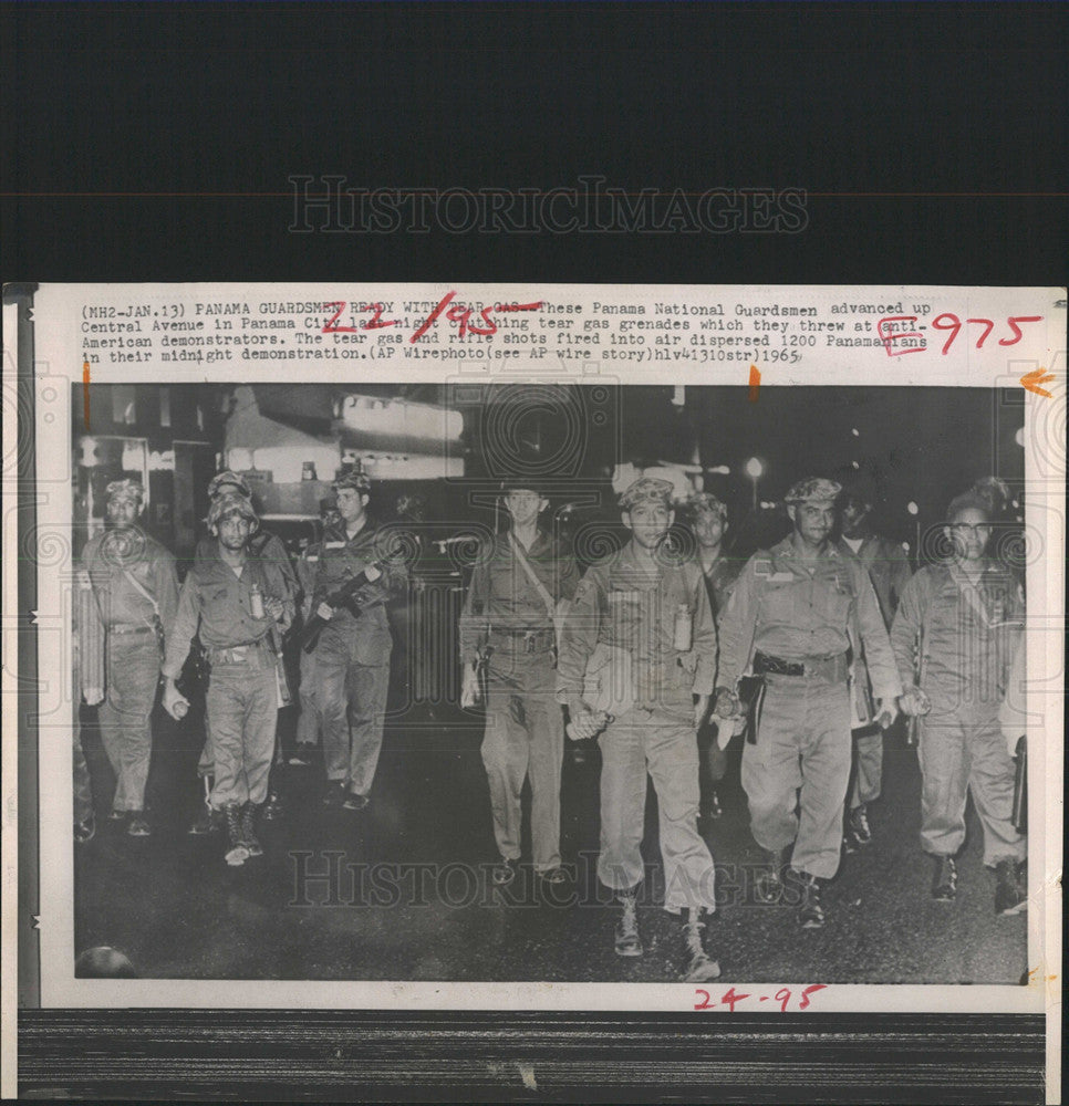 1965 Press Photo Panama National Guardsmen America Demo - Historic Images