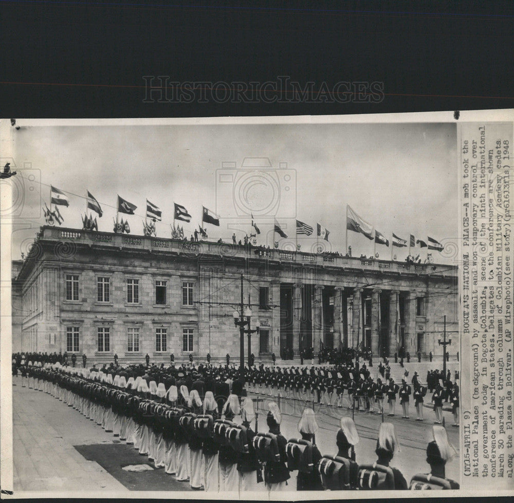 1948 Press Photo National Palace mob took Bogota won - Historic Images