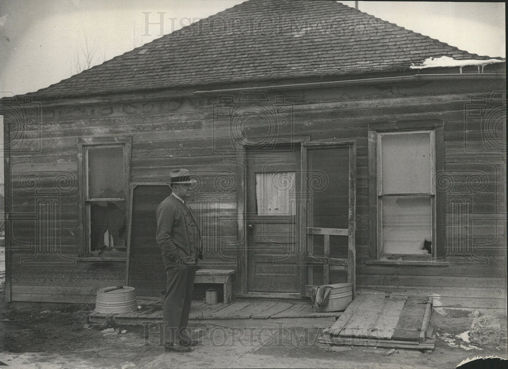 1932 Press Photo Scene shooting Fredrick Cello House - Historic Images