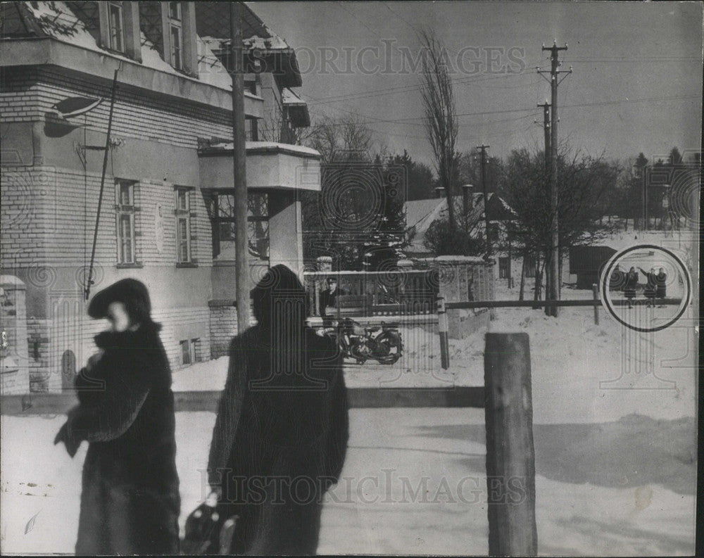 1948 Press Photo Border Between Germany/Czechoslovakia - Historic Images