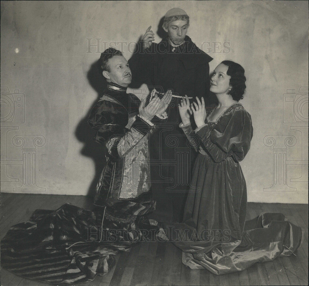 1934 Press Photo Romeo Juliet Opera Cast Promo Picture - Historic Images