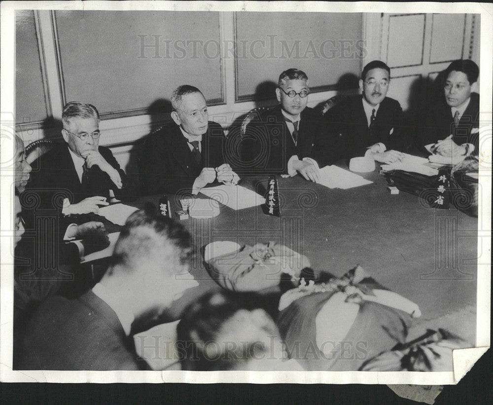 1933 Press Photo Japanese Economists Prepare Conference - Historic Images