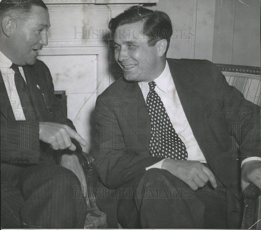 1940 Press Photo Republicans Discussing Campaign Colo - Historic Images