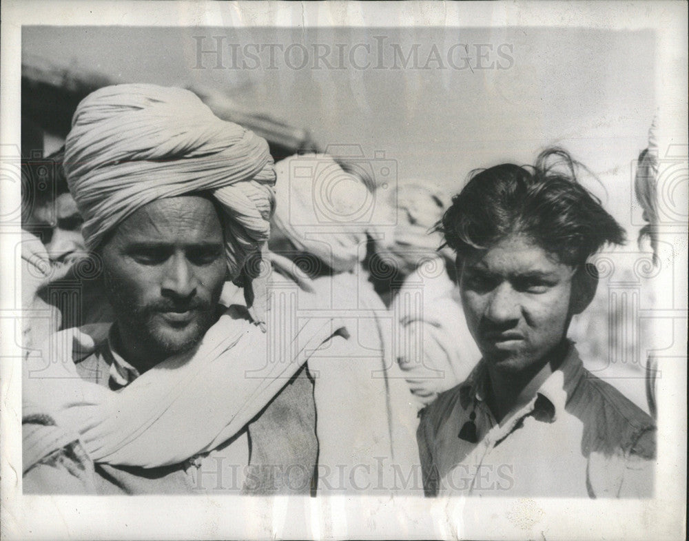 1944 Press Photo Indian Natives People - Historic Images