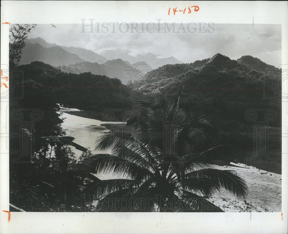 PRESS PHOTO JAMAICA - Historic Images