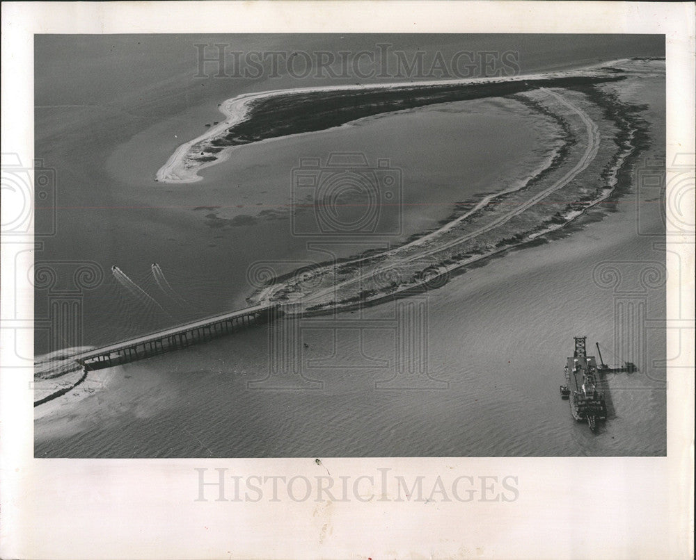 1963 Press Photo SEWAGE TREATMENT DUNEDIN BEACH - Historic Images