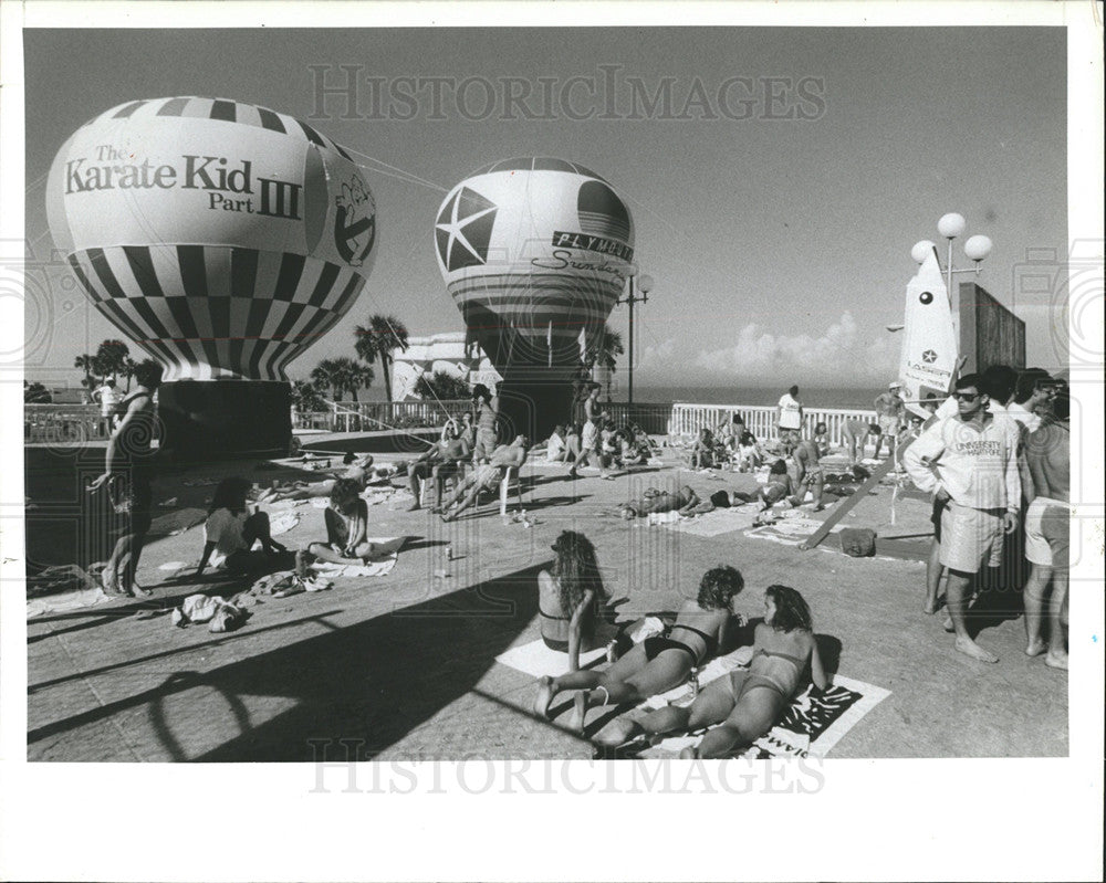 1989 Press Photo hot air balloons Sponsors hotel decks - Historic Images