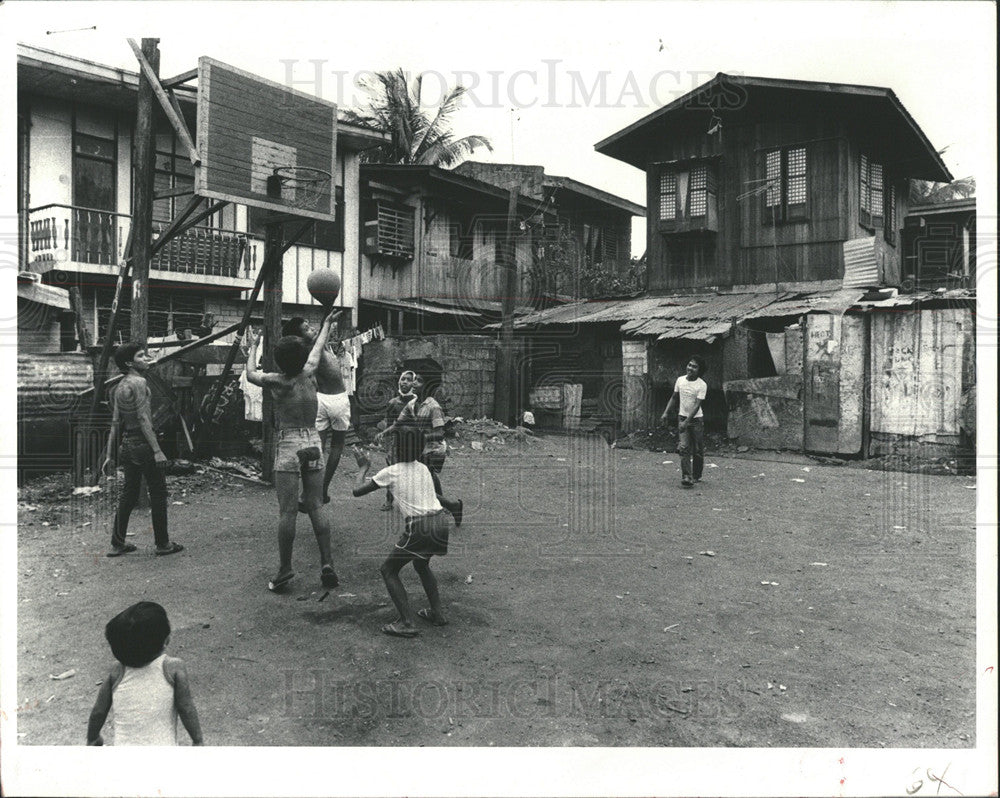 1983 Press Photo Philippines Basketball Children - Historic Images