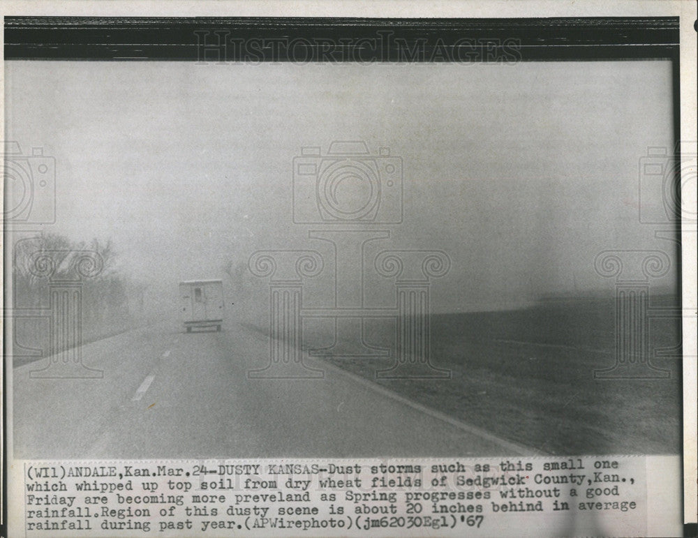 1967 Press Photo Dust Storms in Sedgwick County, Kan - Historic Images