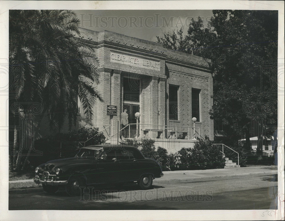 Press Photo City Library in Sunny Clearwater, FL. - Historic Images