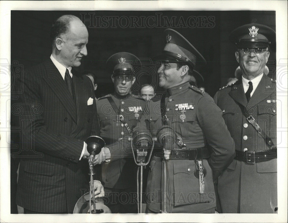 1938 Press Photo Fulgencio Batista Meets Sumner Welles - Historic Images