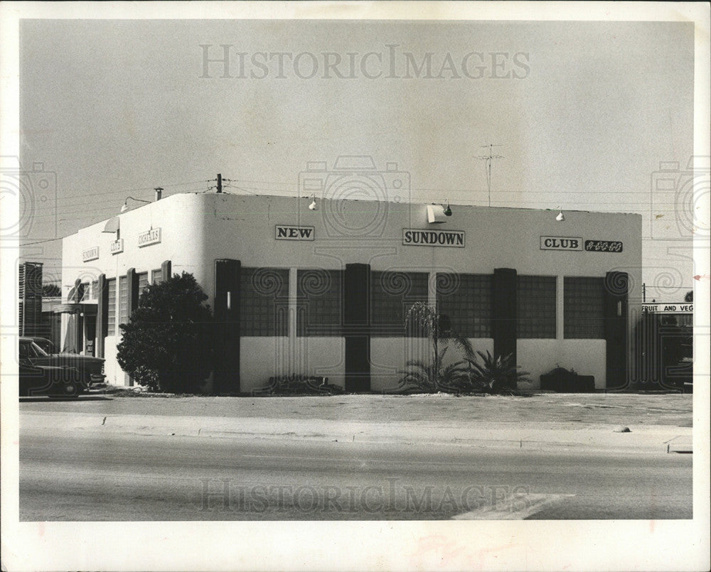 1965 Press Photo Sundown Club Re-Opens &quot;A Go-Go&quot; - Historic Images