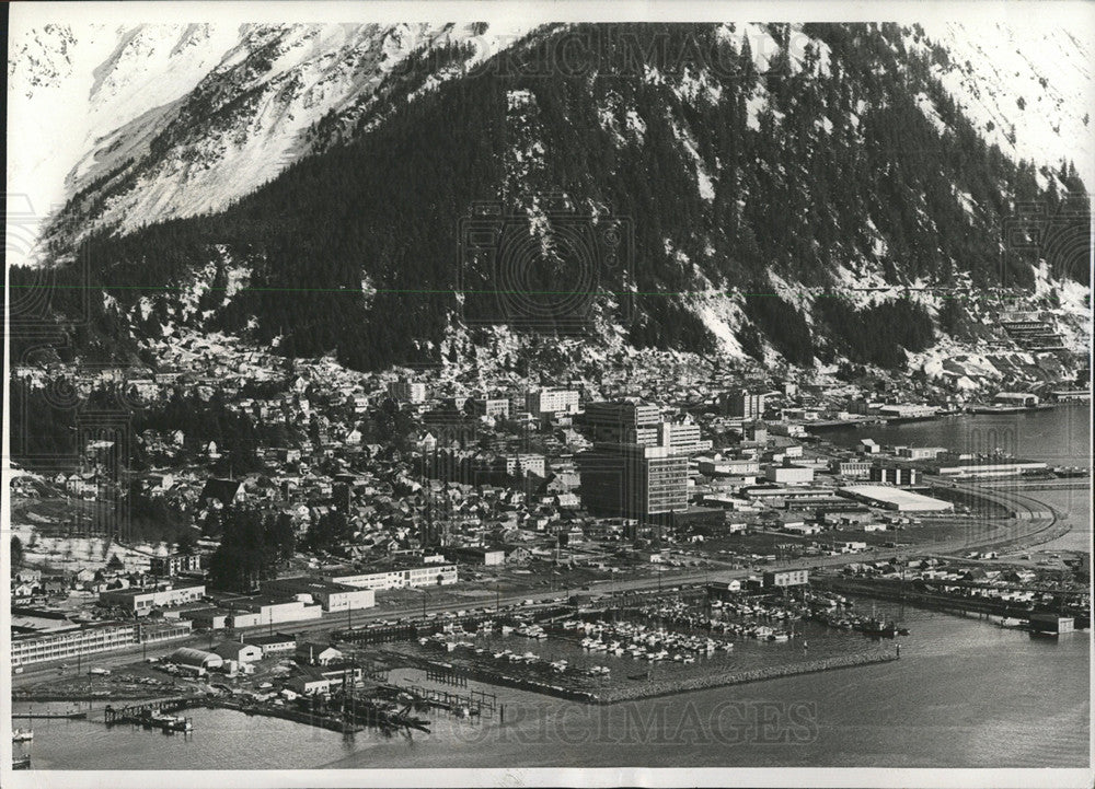 1975 Press Photo Juneau&#39;s future is a question. - Historic Images