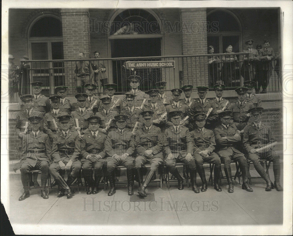 1927 Press Photo The Army School, After Graduation. - Historic Images