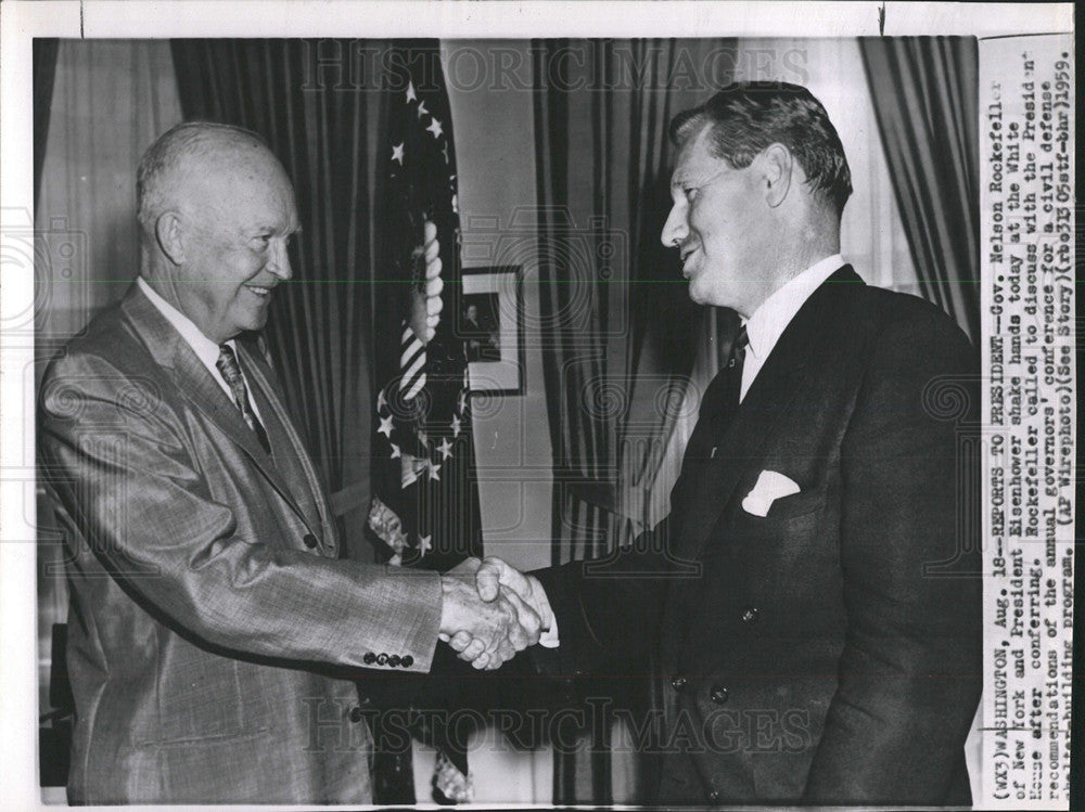 1959 Press Photo Pres. Eisenhower shake hands with Gov. - Historic Images