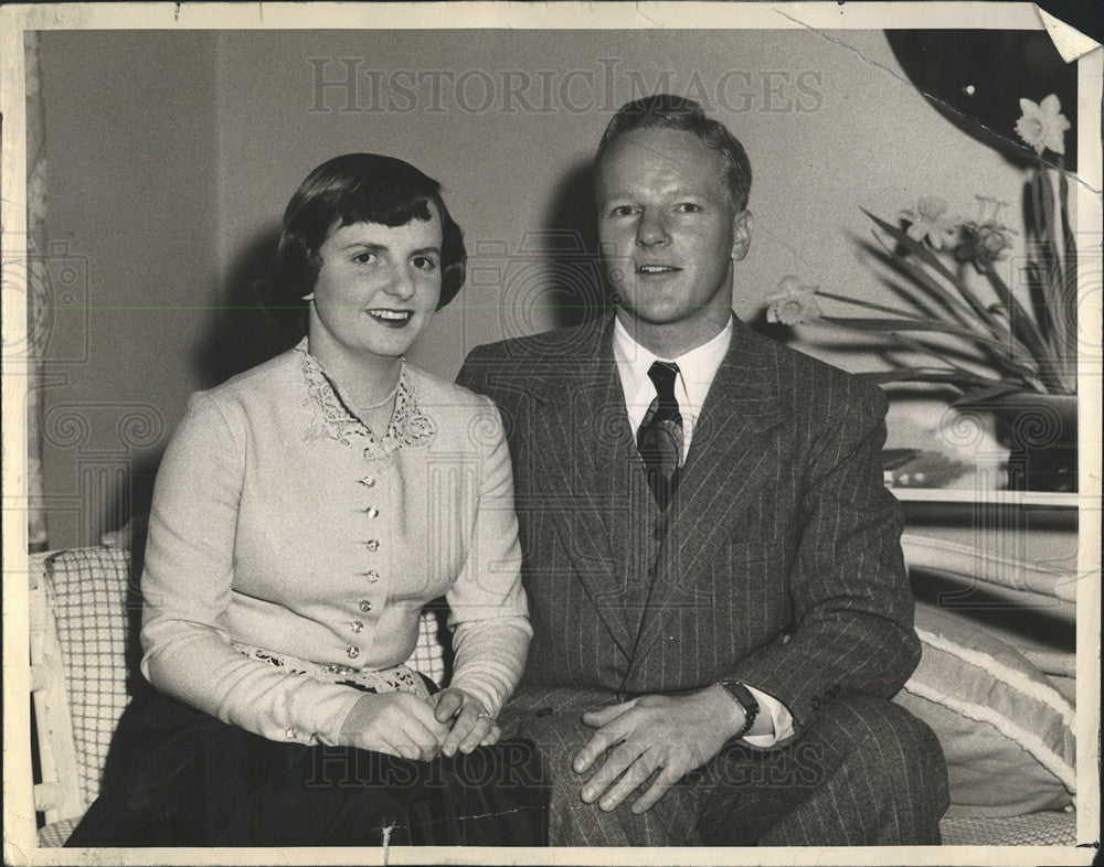 1958 Press Photo Socialites Announce Wedding Dixon - Historic Images