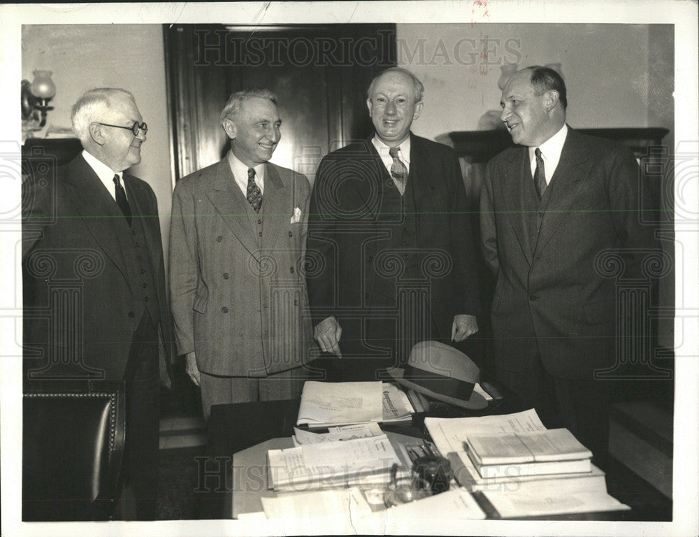 1935 Press Photo Roosevelt Recovery Coordinator Meeting - Historic Images