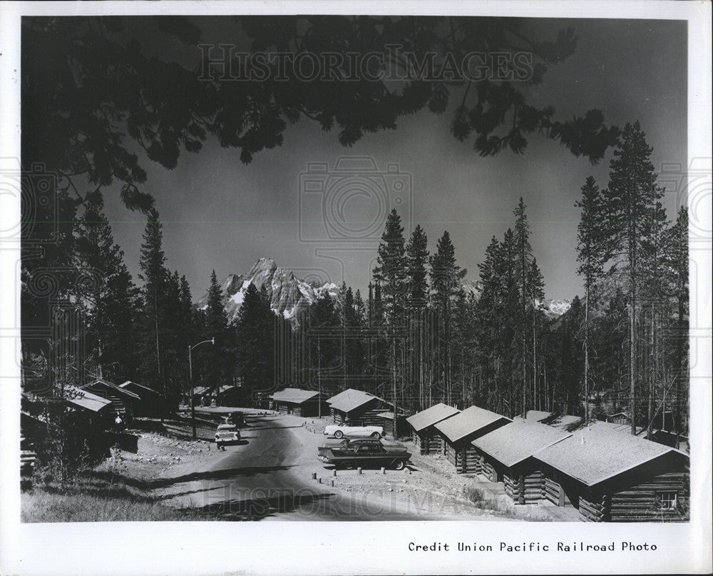 Press Photo The Log Cabins At Colter Bay Village - Historic Images