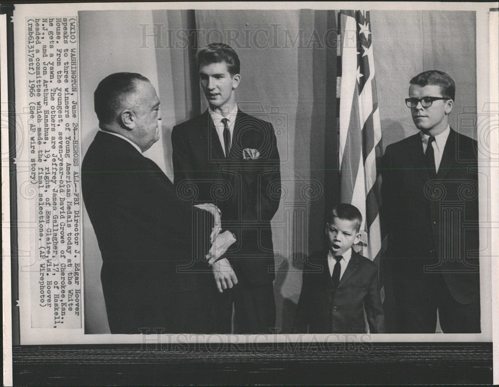 1966 Press Photo FBI Director Edgar Hoover White House - Historic Images