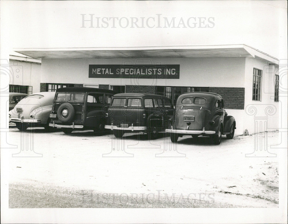 1953 Press Photo Metal Specialists Inc car vechicle - Historic Images