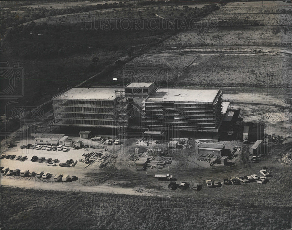 Press Photo L.U. Blake Memorial Hospital - Historic Images