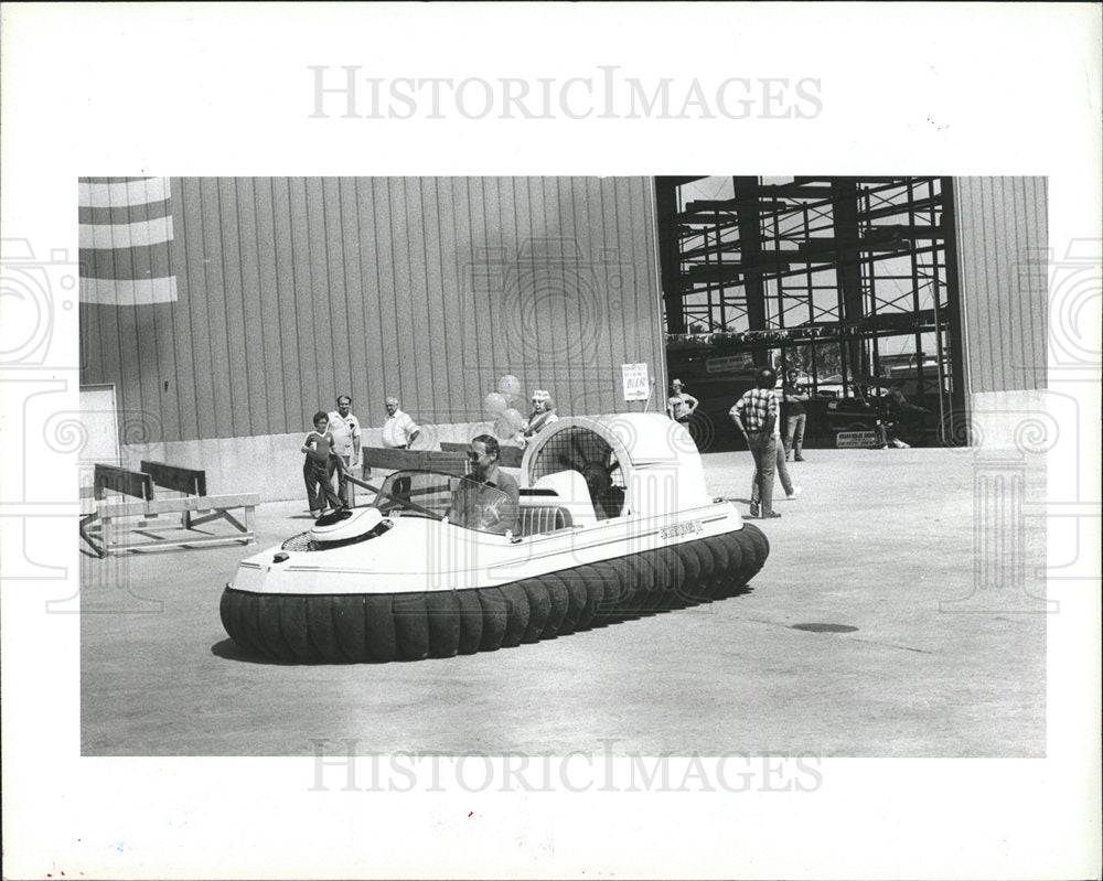 1984 Press Photo Jim Fluornoy Bay Town Mariana Chicago - Historic Images