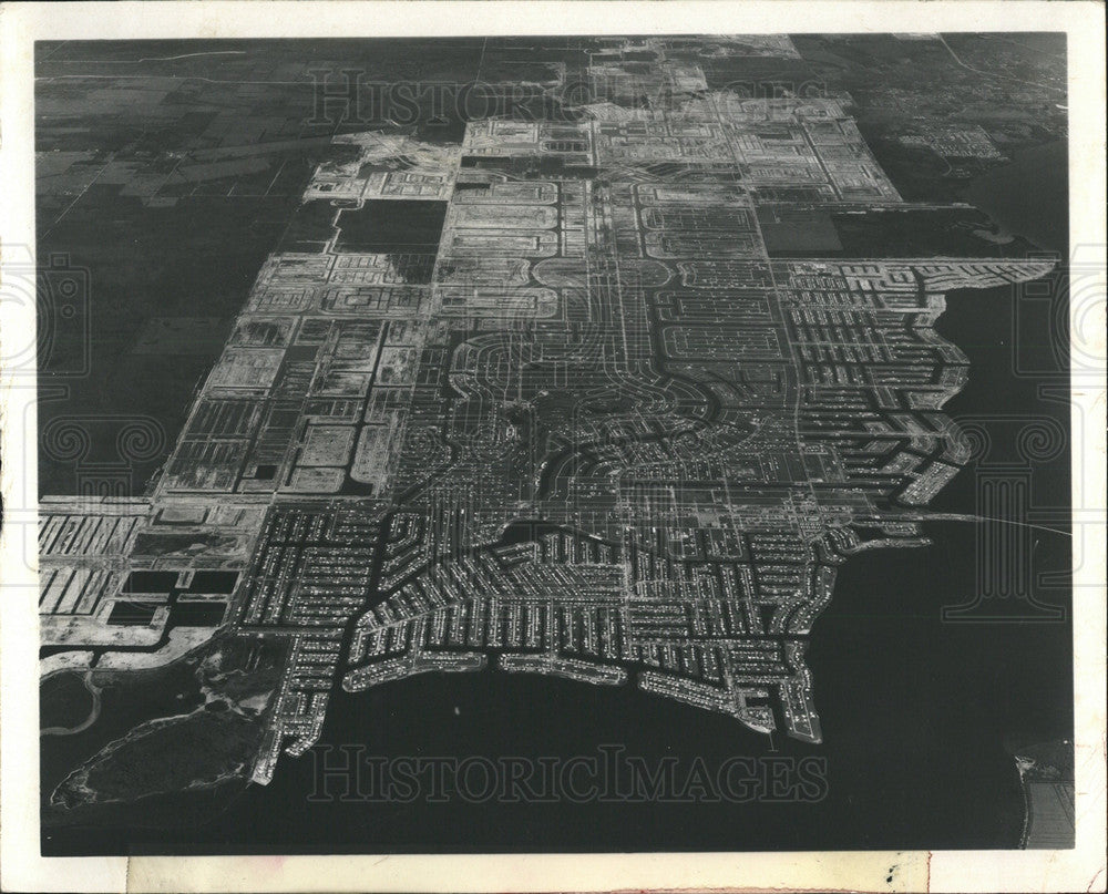 Press Photo Landmark Gulf American News Bureau Cape - Historic Images