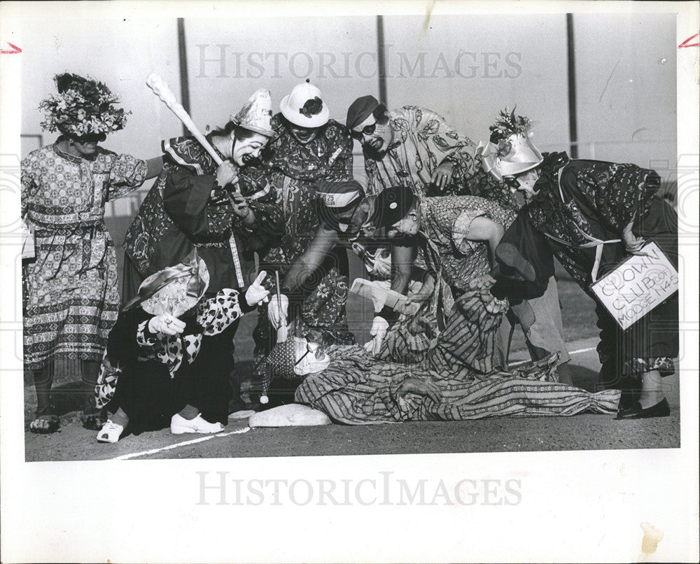 1965 Press Photo Clown Club Moose 1145 - Historic Images