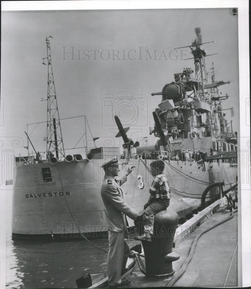 1958, Navy Glenwood Clark Talos USS guided - RRX86909 - Historic Images