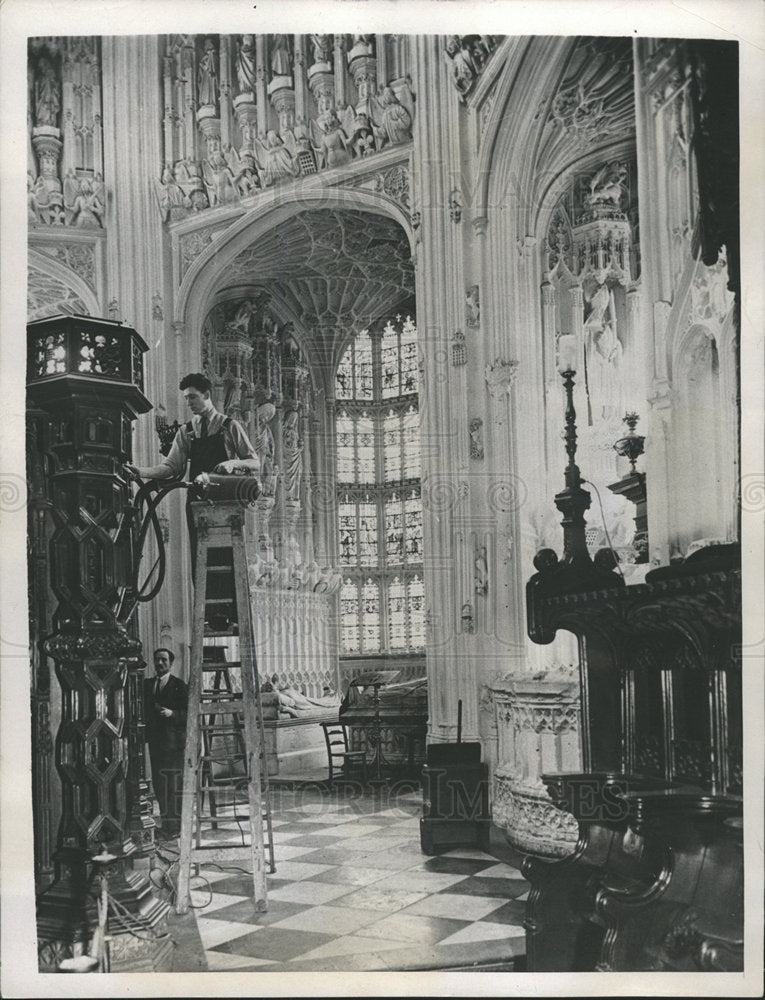 1937 Press Photo A White Westminster Abbey Blackened - Historic Images