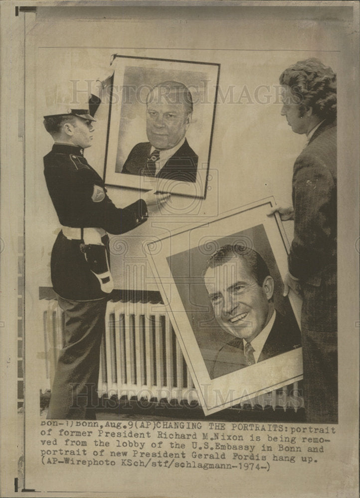 1974 Press Photo Presidential Portraits Changed - Historic Images