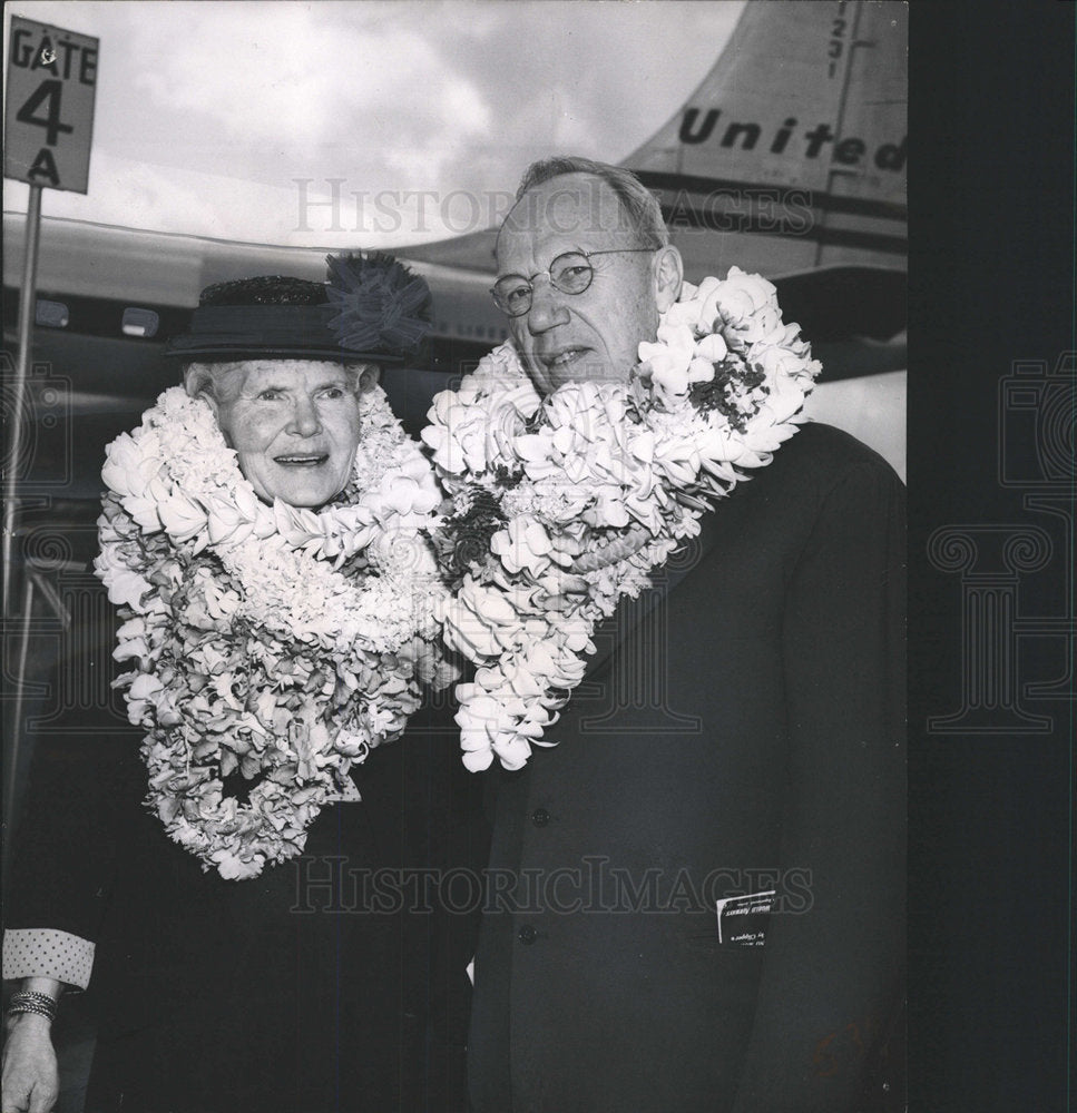 1952 Press Photo Very Rev Paul Roberts Hawaiian Islands - Historic Images