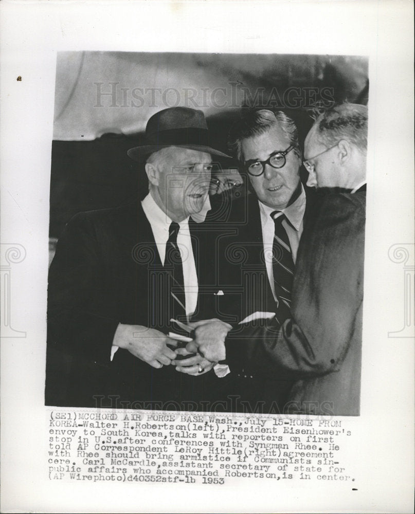 1953 Press Photo WALTER S. ROBERTSON US ASSISTANT - Historic Images