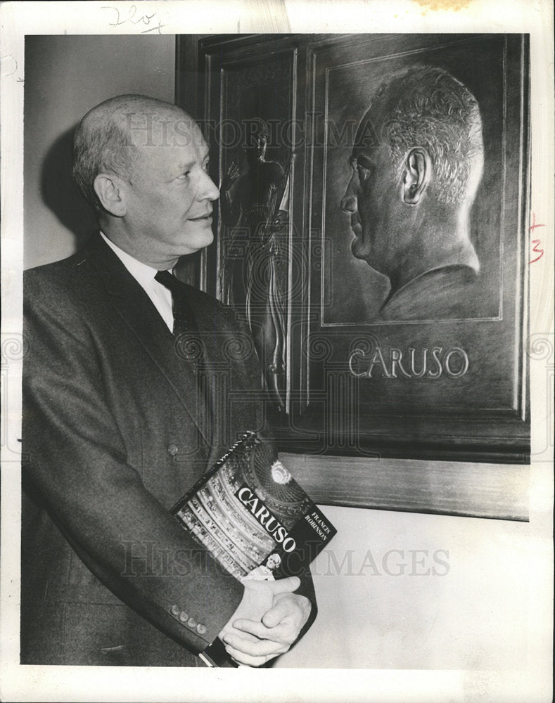 1959 Press Photo Francis Robinson Author Writer - Historic Images