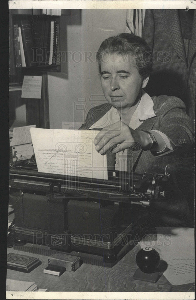 1948 Press Photo Helen Rich Writing Award Competition - Historic Images