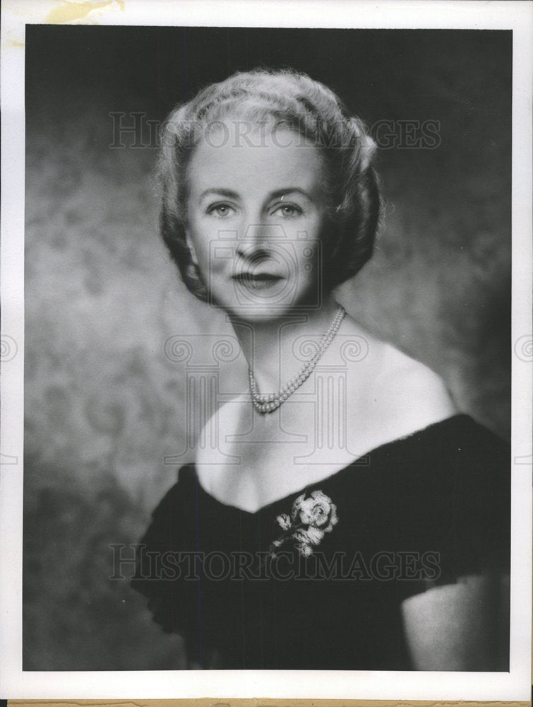 Inez Robb Star International News service, Writer - Historic Images