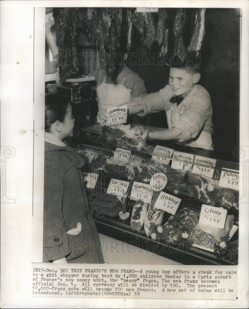 1959 Press Photo Selling Steak France New Heavy Franc - Historic Images