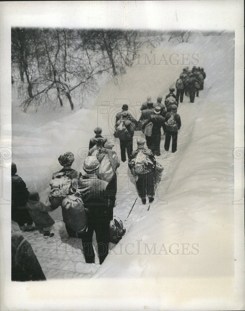 1945 Press Photo Refugees National Red Cross Sweden - Historic Images