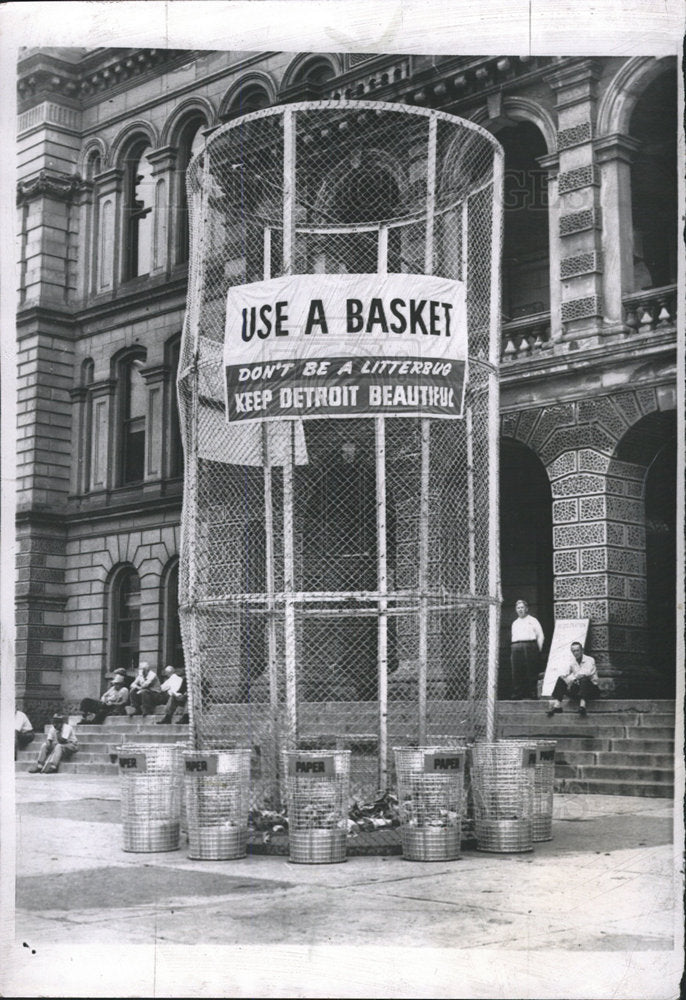 1957 Press Photo World Largest Trash Basket Detroit - Historic Images