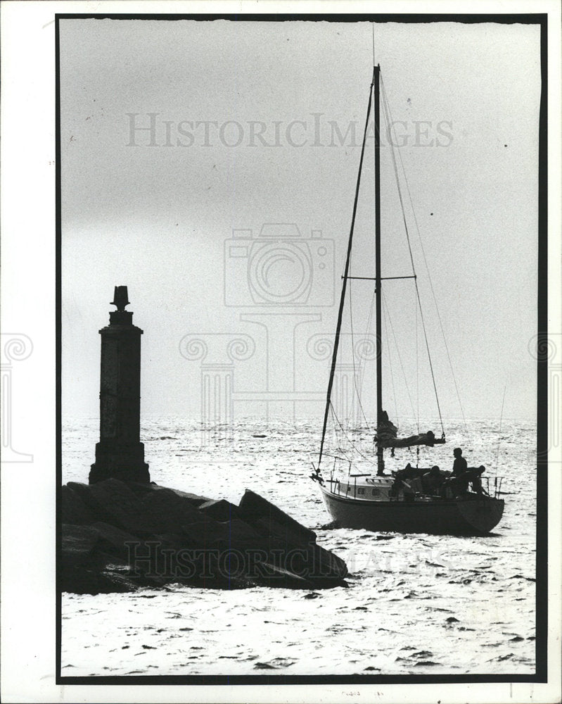 1987 Press Photo St Petersburg Water Front Tampa Bay - Historic Images