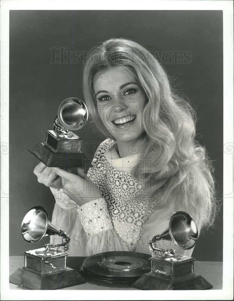 1971 Press Photo Patti Love Grammy Music Awards - Historic Images