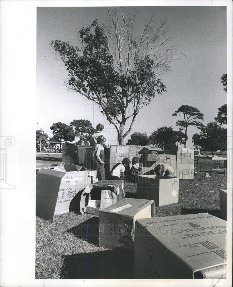 1977 Press Photo Parks Recreation Youth Center Activity - Historic Images