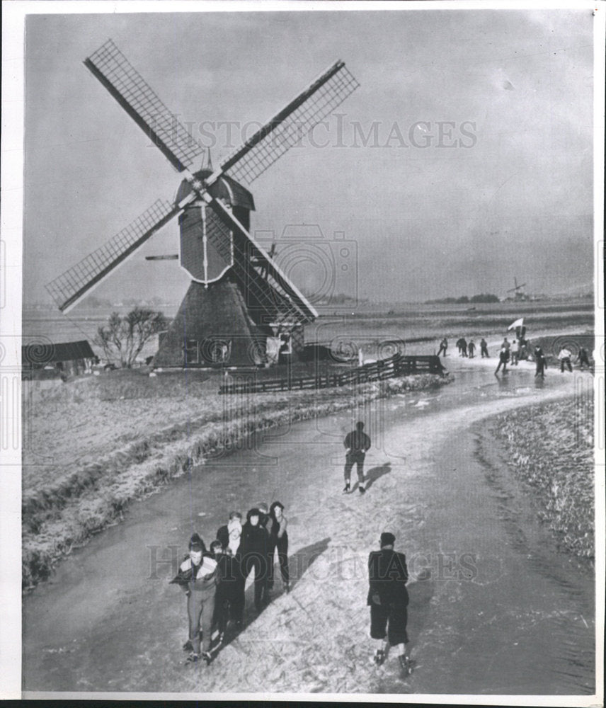 1961 Press Photo Picture of Netherlands scenes. - Historic Images