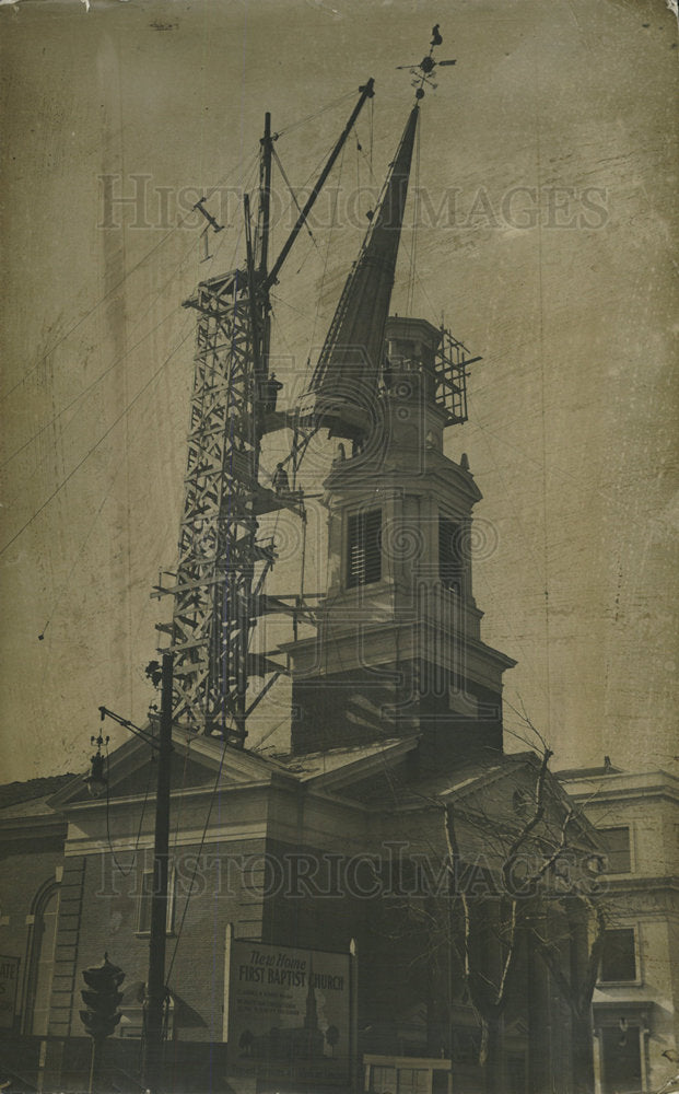 1938 Press Photo First Baptist Church tower top Swung - Historic Images