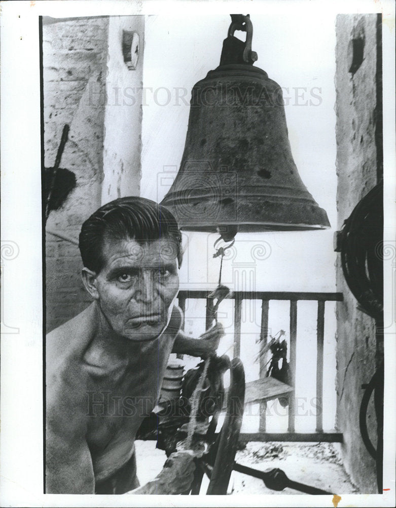1972 Press Photo Pablo Vargas Bell Ringer Mazatlan - Historic Images