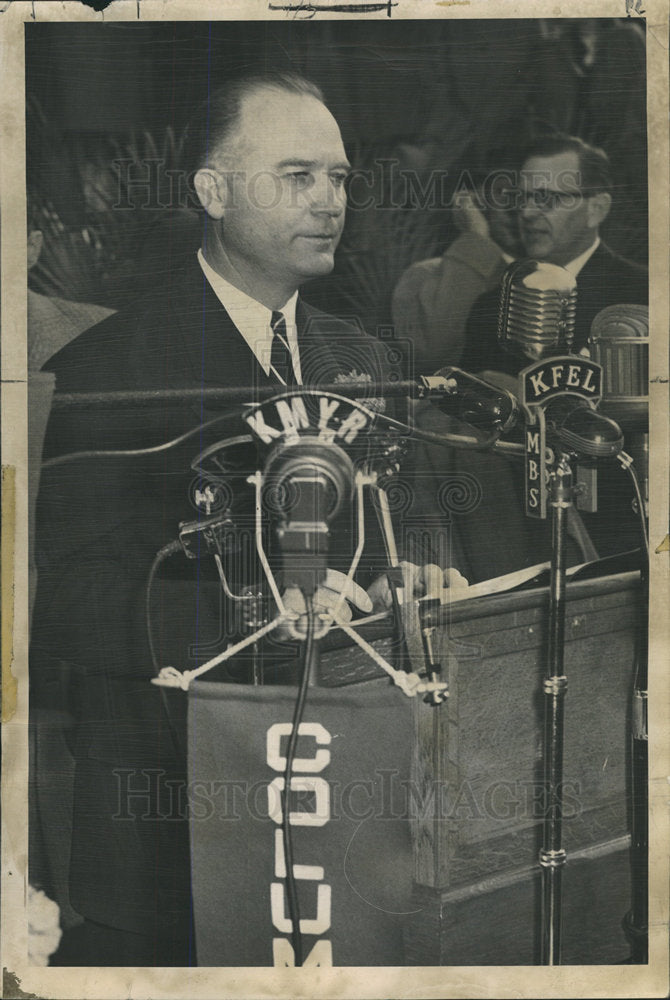 1951 Press Photo Thornton inaugurates radio station - Historic Images