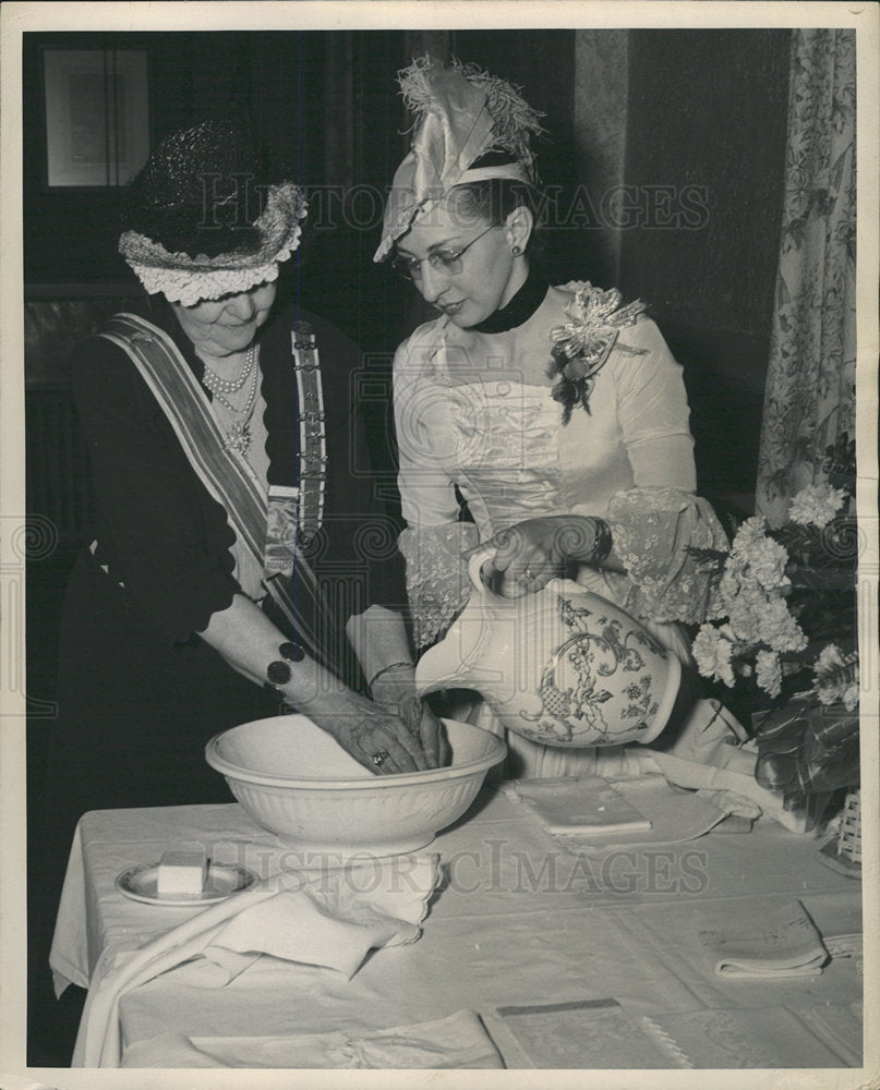 1948 Press Photo Mrs Edward Lawson Salida Thomas Boyd - Historic Images